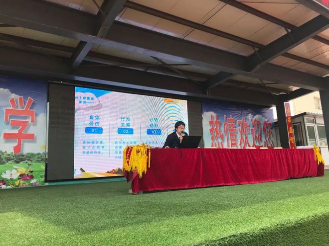 新学期送法第一课！尚义县检察院参开云体育 开云官网加知识产权手抄报颁奖典礼(图3)
