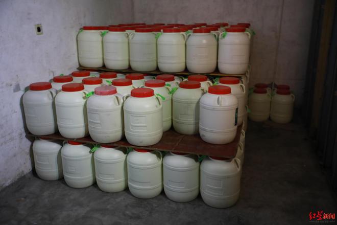 一瓶洗洁精牵出2000万假冒注册商标案藏在丛林里开云体育 开云官网的黑工厂被查封